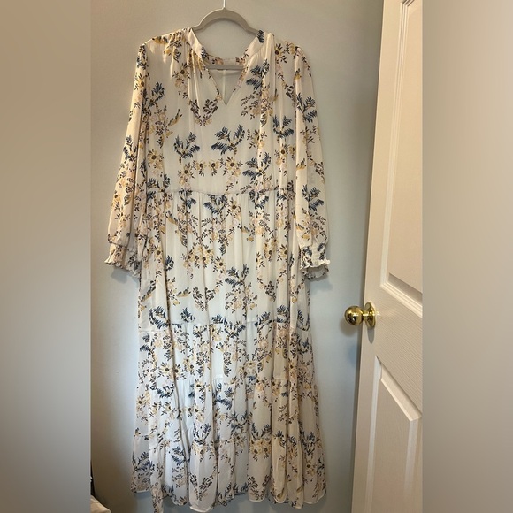 Vada Winter Boutique Bohemian Golden Hour Floral Dress - Picture 1 of 8